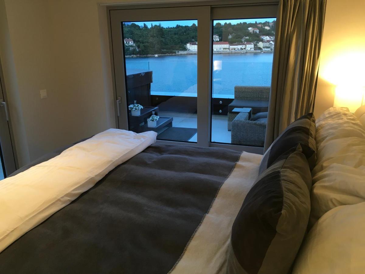High View-a Seaside With Huge Jacuzzi Apartma Racisce